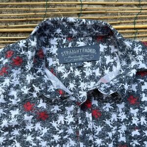 Straight Faded Men's Short Sleeve Shirt Size Large‎ Black White Red Floral Print